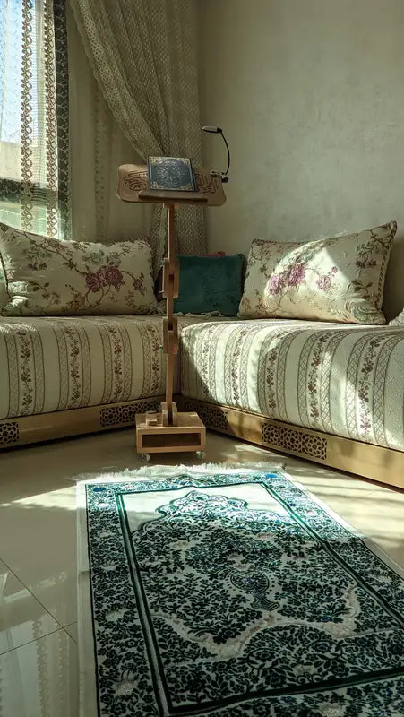 حامل المصحف الطبي المتحرك – 3 وضعيات مريحة لقراءة القرآن بلا تعب